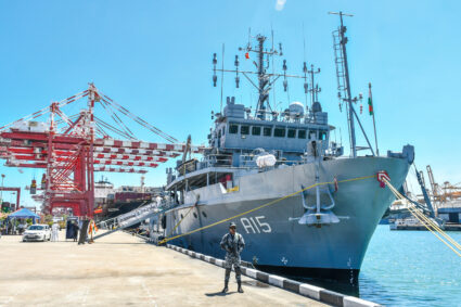 INS Nireekshak arrives at Colombo to participate in In-Sln DIVEX 2026